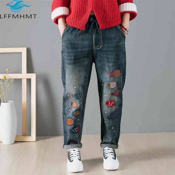 

9221 spring fall fashion vintage cartoon fish embroidery denim elastic waist women harem jeans office lady baggy blue pants 210809