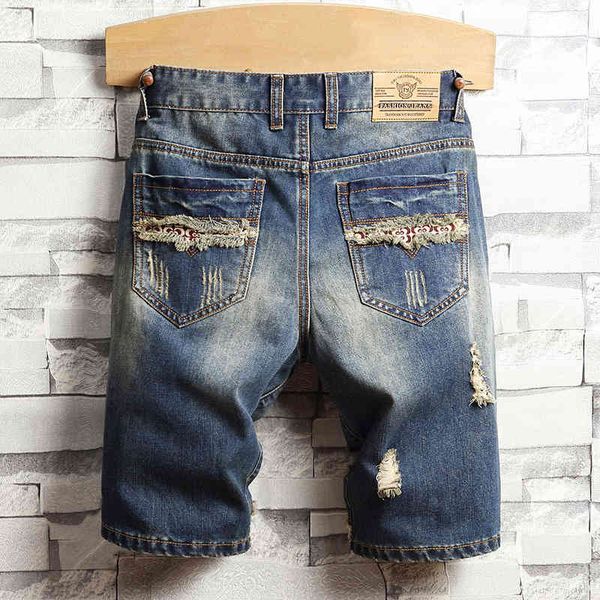 

personalized hole trend denim summer european and american style large size men's thin straight jeasn shorts, Blue