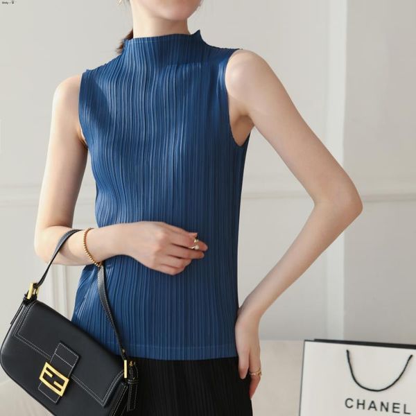 

women's t-shirt manufacture direct supply 2021 summer miyake drape ins style classic high collar sleeveless vintage high-end t shirt pl, White