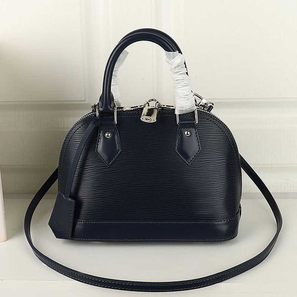 

designer luxury bag women cross body bags handbag genuine leather bag water ripple shell shape letter lock hardware detachable