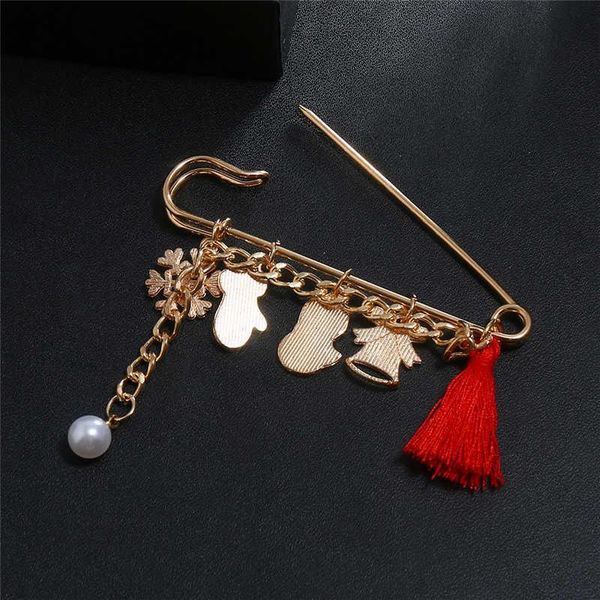 

pins, brooches fashion christmas snowman elk dress with interesting wire wrapped brooch, Gray