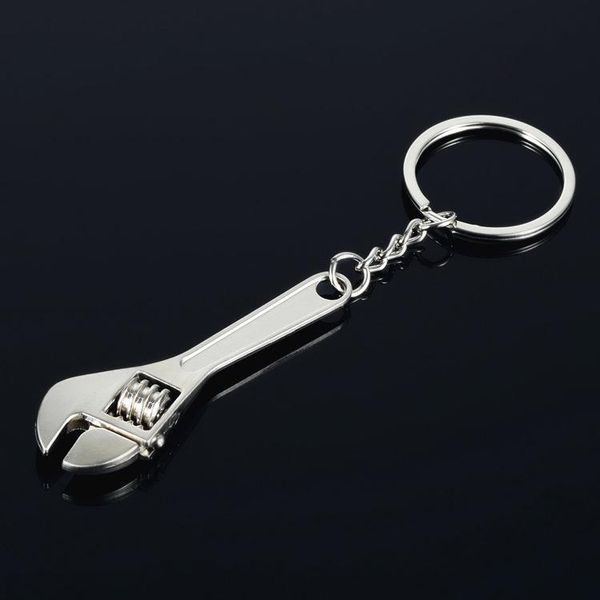 

keychains creative poison metals key pendant car tail chain hanger, Silver