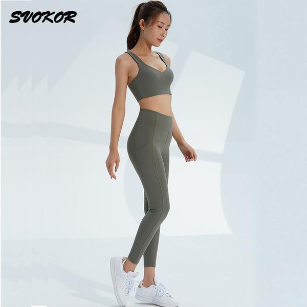 

yoga outfit svokor v-neck set women seamless fitness sports suit gym workout 2 piece measuring pocket pants tracksuit