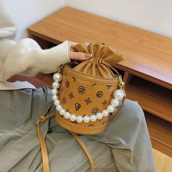 

shoulder bags women's bag autumn 2021 pearl portable bucket korean version of simple solid color one-shoulder diagonal female