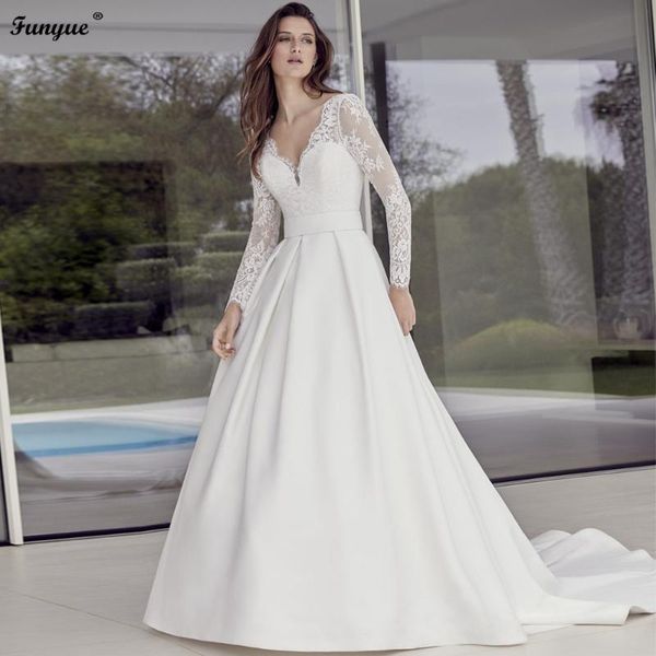 

other wedding dresses elegant v-neck bridal dress long sleeve lace satin a-line robe de mariÃ©e backless bride for women 2021, White