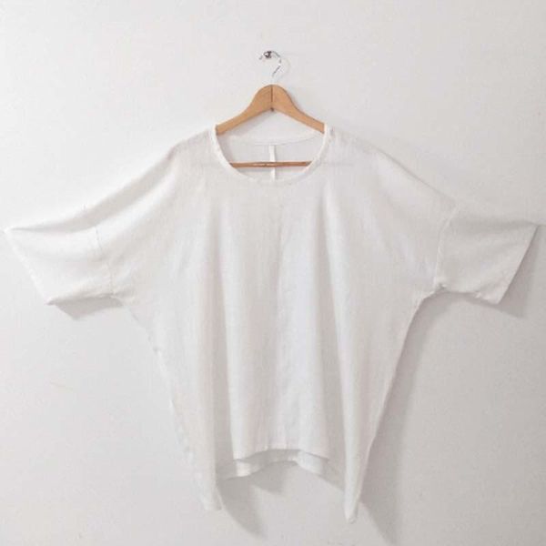 

men' tank loose short sleeve t-shirt bat shirt personality trendy hip hop thin summer large round neck five point half, White;black