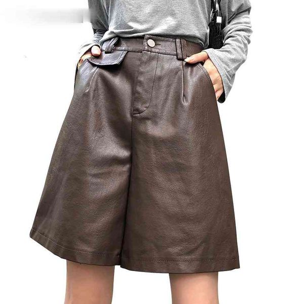 

short bicycle shorts, synthetic leather, bermuda, high waist, loose, informal, 2021, White;black