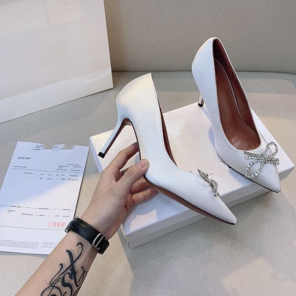 Designer di alta qualità da donna tacchi a spillo Amina sandali tacchi alti scarpe eleganti Muaddi, rivetti di cristallo lettere uniche in vari stili a1