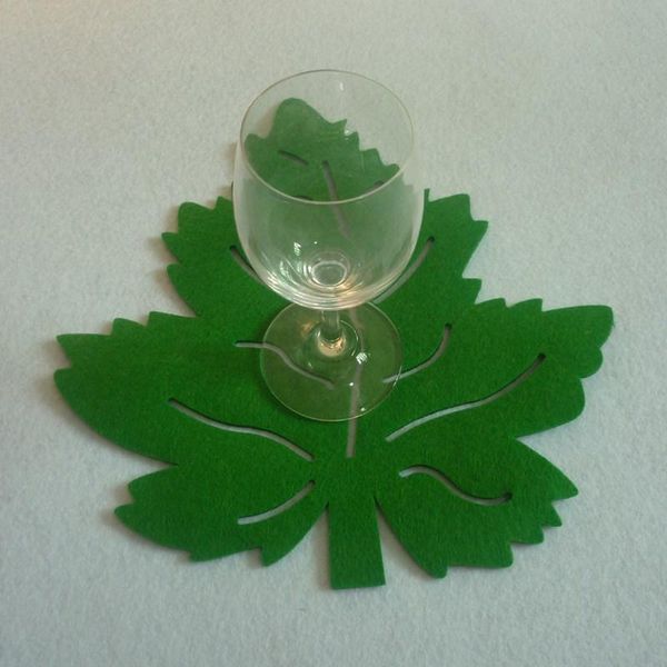 

mats & pads 4pcs christmas leaf non-woven fabric placemat 28x28cm home table decoration kitchen accessories