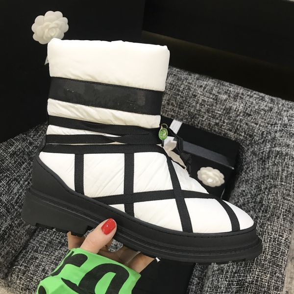 

brand classics women snow boot winter wool eiderdown luxury ladies ankle boot skid resistancedesigner pattern, Black