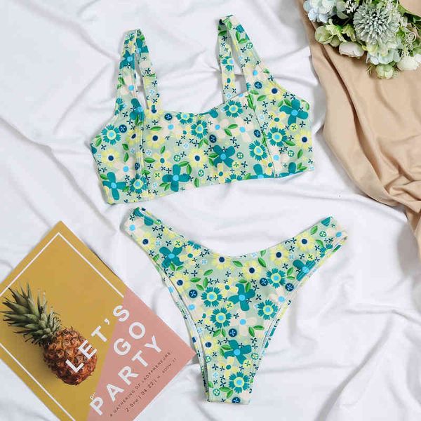 

2021 swimsuit women's split bikini print two piece set, White;black