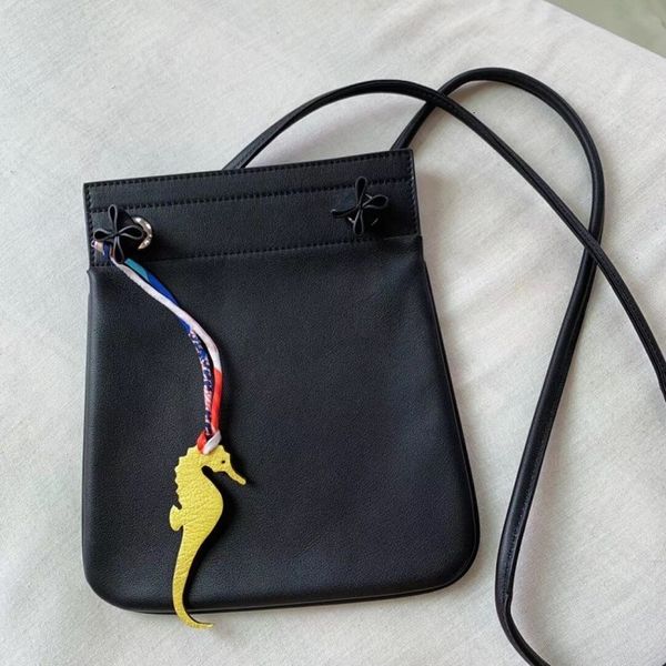 

Messenger Bags Messenger BagsLeather Cloud Double Shoulder Women's Single Layer Bag