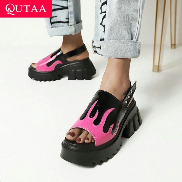 

sandals qutaa 2021 peep toe back strap female pumps mixed color patent leather platform summer square heel women shoes size35-43, Black