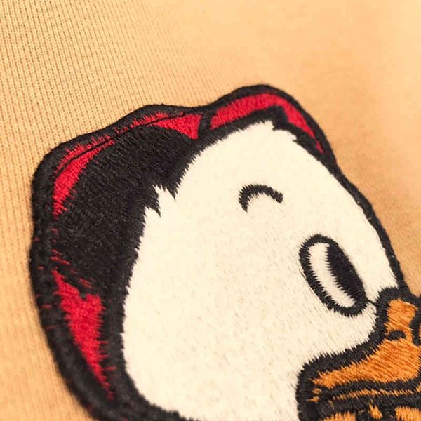 

2022 factory wholesale new model spring 21 age reduced three ducks three-dimensional embroidery casual loose pullover round neck sweater, White;black