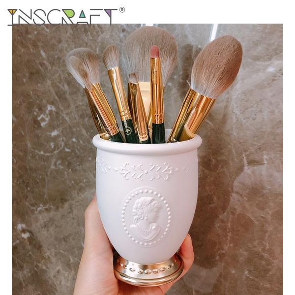 

anaglyph queen makeup brush holder plastic nobility relievo cosmetic storage eyebrow pencil organizer boxes & bins