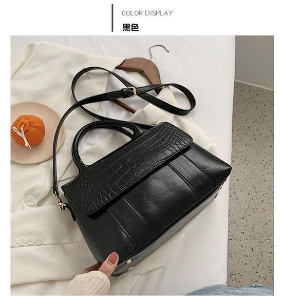 

messenger bagscapacity high fashion 2021 fresh one shoulder messenger handbag women's bag