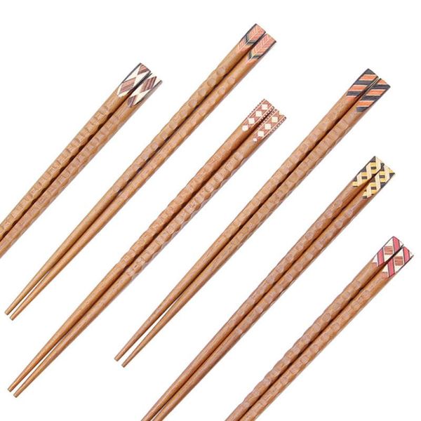

pairs wood chopsticks reusable japanese style tableware for home restaurant (random pattern)