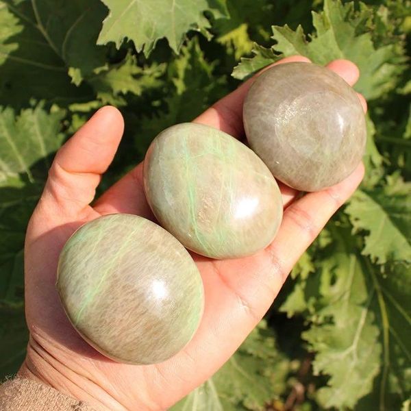 

polished natural green moonstone crystal chakra palm stones 1pc decorative objects & figurines
