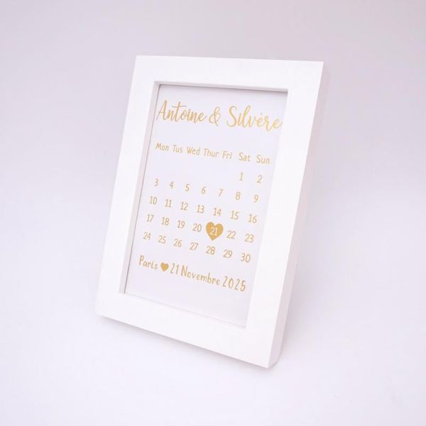 Decorazione per feste Nome della sposa personalizzato Cornice per calendario di nozze in legno Decorazioni personalizzate Po con tavolo per unghie Qualsiasi lingua