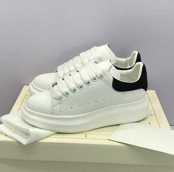 

fashion men shoes designer women leather lace up platform oversized sneakers white black mens womens zapatillas luxury shoe
