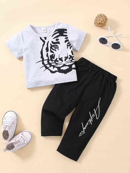 

baby tiger print tee & letter graphic pants she, White