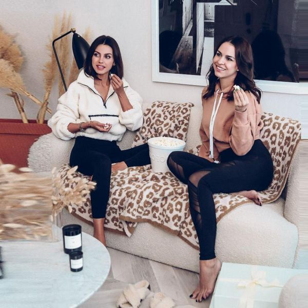 

blankets summer imitation cashmere sofa blanket knitting leopard print portable microfiber airplane household cover