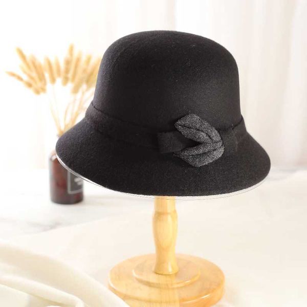 

beanie/skull caps 2021nemiddle-aged women's hats winter thicken elderly hat female grandma warm wool cap, Blue;gray