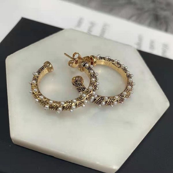 

2021 new pearl earrings women's simple temperament, Silver