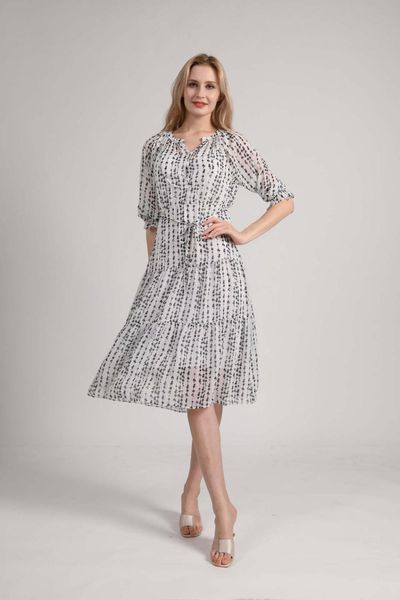 

20212021 new arrived fashion high waist lace up black and white silk dress high end print dress, Black;gray