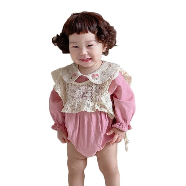 Babykleidung Baumwolle Bär Stickerei Kragen Baby Mädchen Bodysuit Spitze Lätzchen Kinder Overall Prinzessin Baby Mädchen Kleidung 0-24M 210413