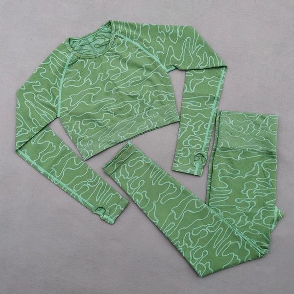 

explosive curve jacquard back hollow cation seamless long-sleeved fitness yoga wear sweatpants outfit