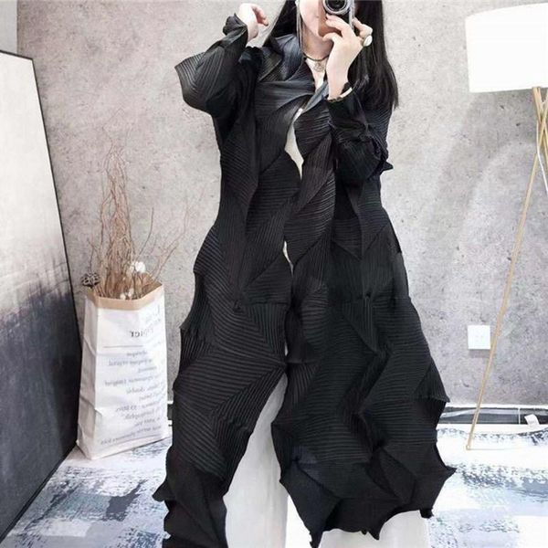 

women's trench coats 2021 spring summer v-collar pleated long sleeve women fashion black loose fold big size windbreaker, Tan;black