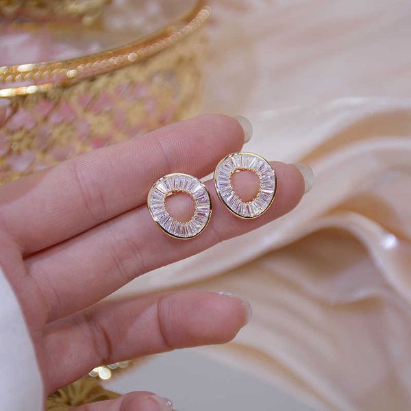

14k real gold fashion personality irregular circle earring for women brilliant aaa zirconia stud brincos wedding pendant, Golden
