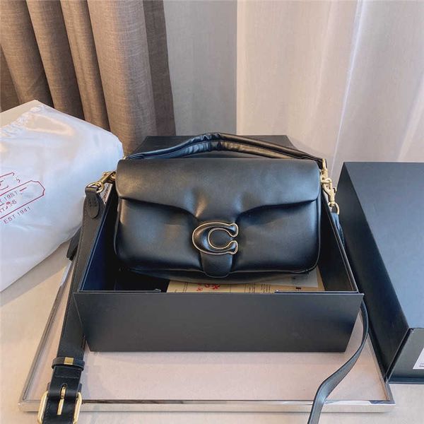 

2021 new leather women's bag pillow cloudzly