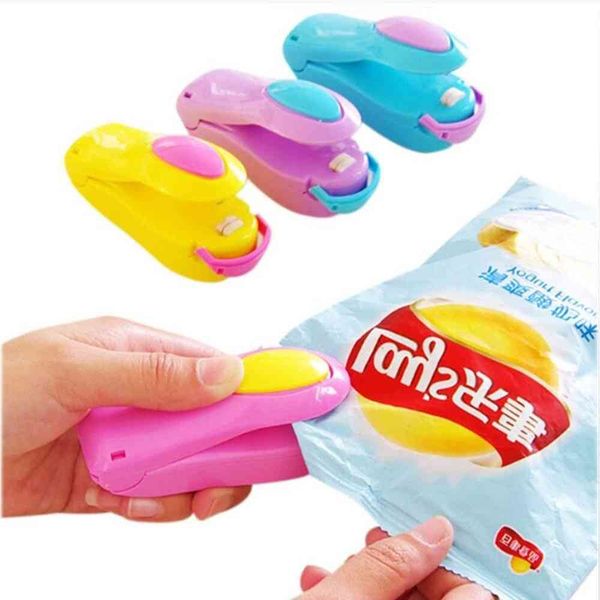 

kitchen accessories tools mini portable food clip heat sealing machine sealing hand pressure heat sealer snack bag mini gadgets