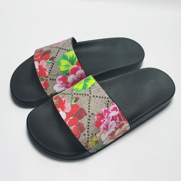 

man slippers sandals woman beach flat casual leather comfortable embroidered summer shoes, Black