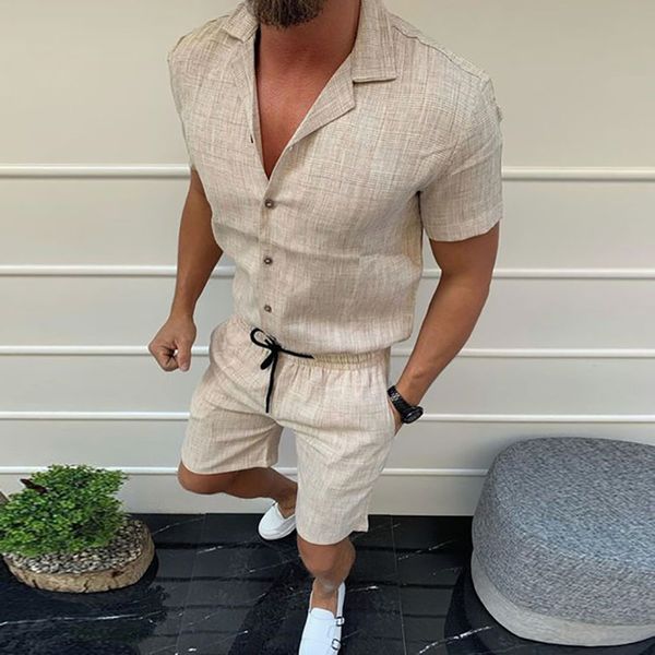 

Beige men is casual suit, short-sleeved trousers, comfortable and cool, fashionable fit, daily outing, street style, Gray