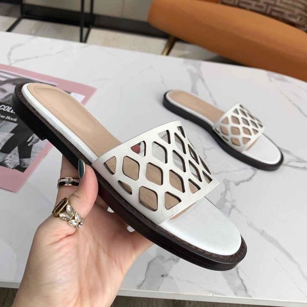 

outlet 2021 rs women slippers slides sandals summer fashion ladies hollow slide slipper sandal leather flat heel shoes wi, Black
