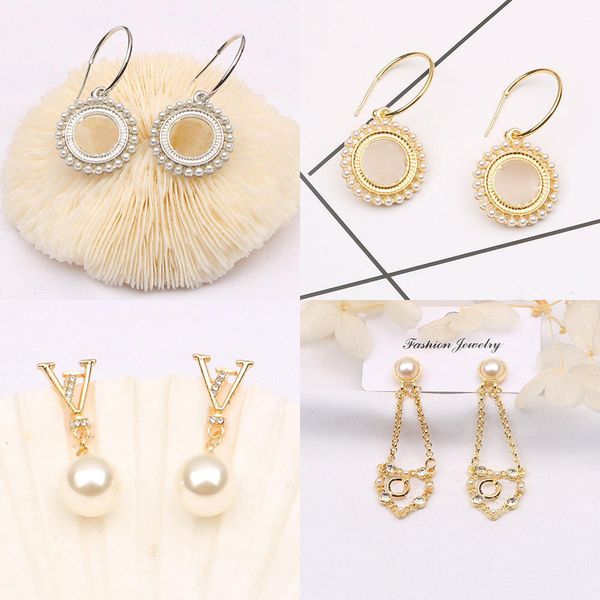 

18k gold plated luxury brand designers letters stud d geometric exaggerate classic famous women crystal rhinestone pearl earring wedding par, Golden;silver