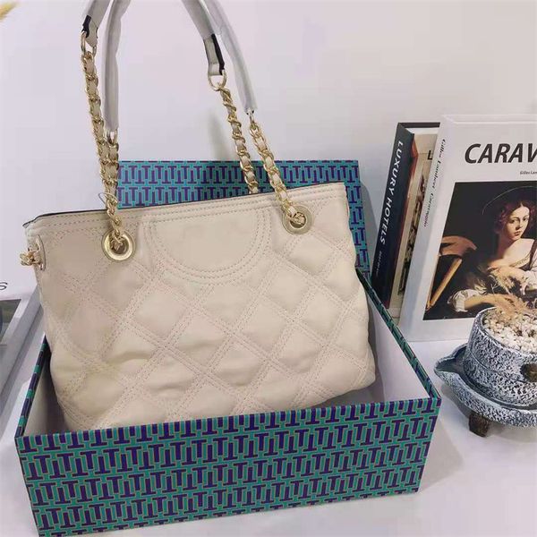 

luxury handbags 2021 new embroidered chain shoulder women's shopping tot mommy bag