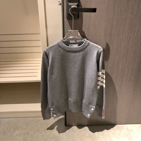 

tide grey women's autumn woven four bar round neck pullover casual loose fashion tide splicing sweater, Black;gray