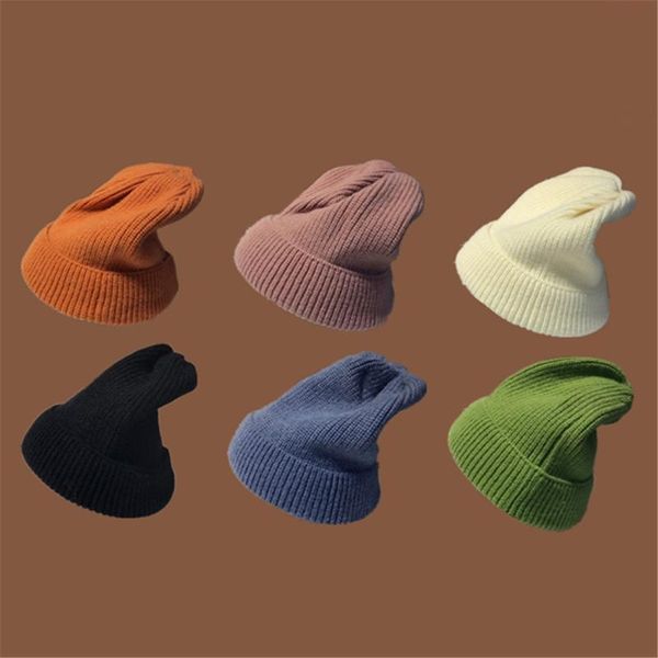 

beanies autumn and winter ladies hats warm simple soft flexible skin-friendly comfortable versatile knitted compact stylish handmade