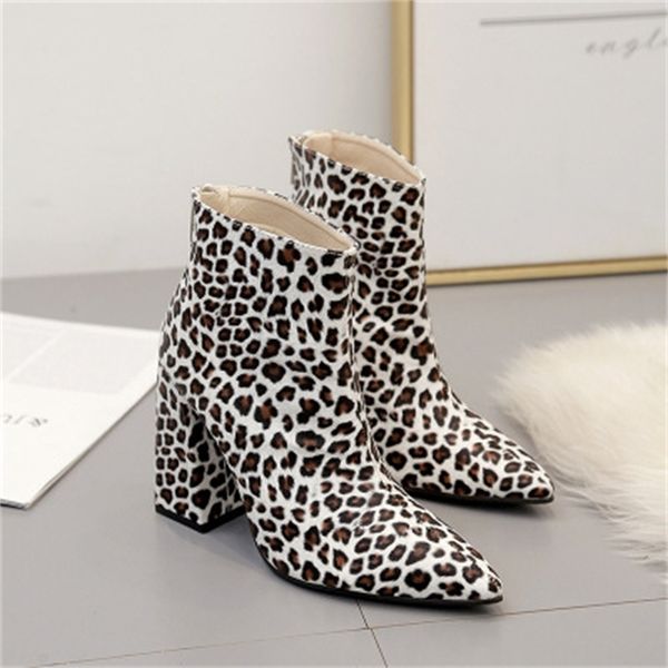 

boots women autumn mid-calf boots high heels 11cm point zipper leopard half short winter martin boots female shoes 210514, Black