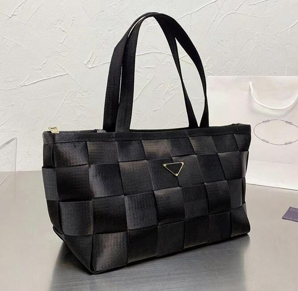 

women nylon weave tote bag luxurys designers bags canvas braid totes shopping handbags woman large capacity underarm shoulder handbag size30