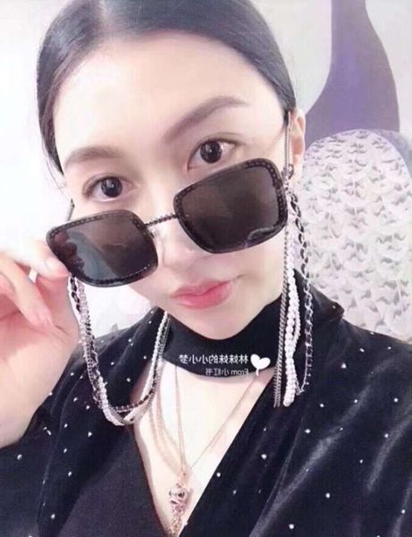 

sunglasses fashionable sun frames temples luxury designer sunglasses for men square frame and fashion women metal chain buckle 5 colors, Black