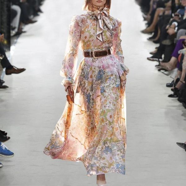 

two piece dress 2021 autumn women runway print vintage ruffled blouse and high waist maxi skirts, White