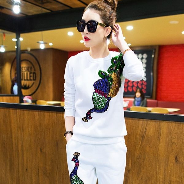 

2020 spring and autumn new leisure sports suit women's sequin sweater two piece set fashion special price, Gray