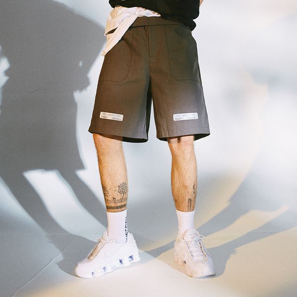 

wxwovdy school lazy loose straight tube reflective hip hop fashion work shorts men, Black