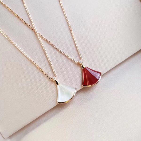 

18k gold necklace 001, Silver