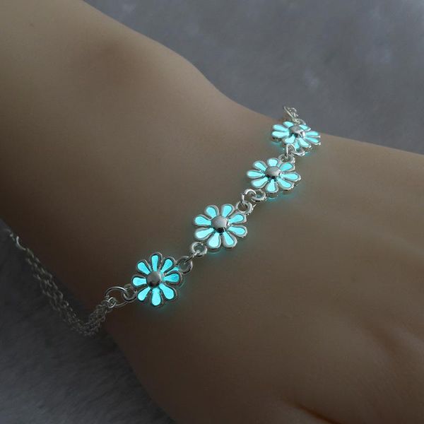 

link, chain -selling luminous flower fashion bracelet, Black